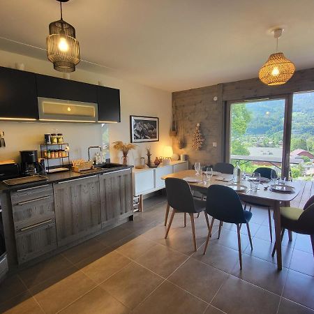 Le Criou - 3 Bedroom Apartment 5 Minutes Walk To The Village Centre ซาโมอ็องส์ ภายนอก รูปภาพ