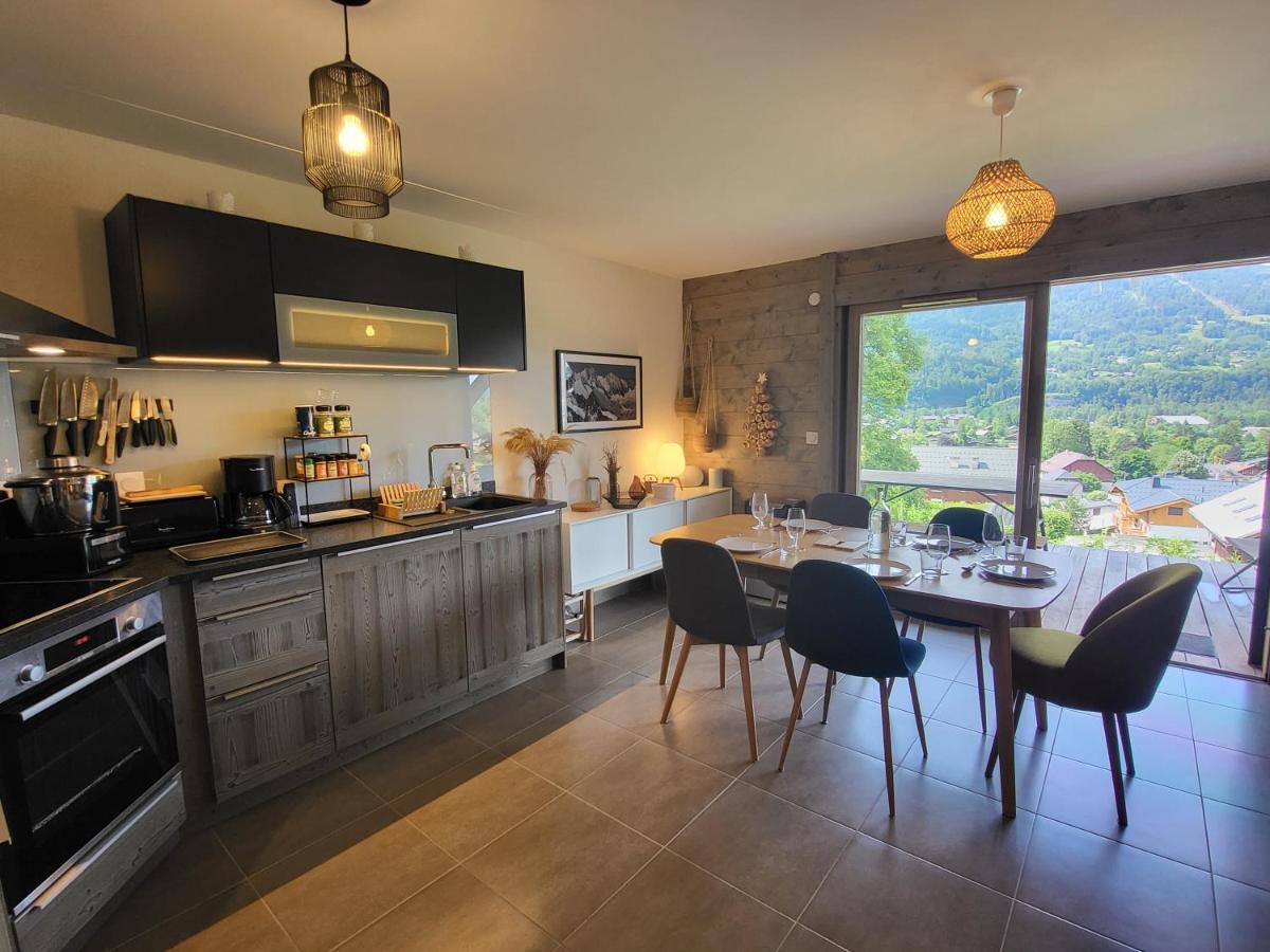 Le Criou - 3 Bedroom Apartment 5 Minutes Walk To The Village Centre ซาโมอ็องส์ ภายนอก รูปภาพ